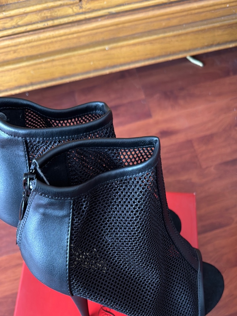 6 in black pleaser mesh ankle boot size 10
